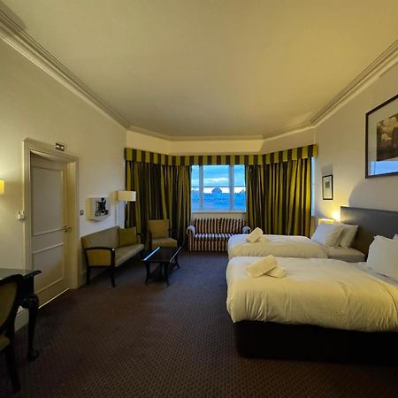 H & G Hotel Opposite Windsor Castle エクステリア 写真