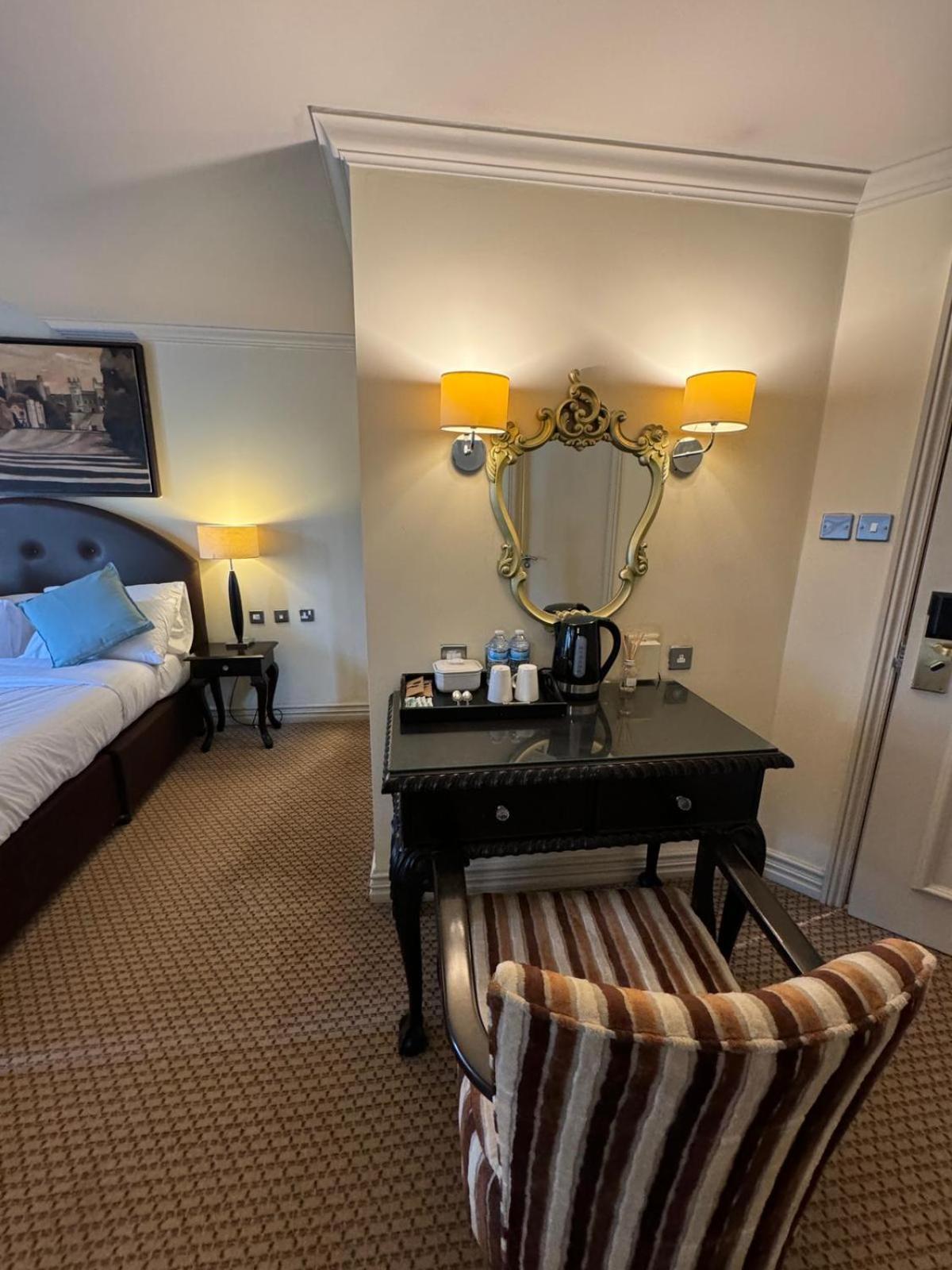 H & G Hotel Opposite Windsor Castle エクステリア 写真