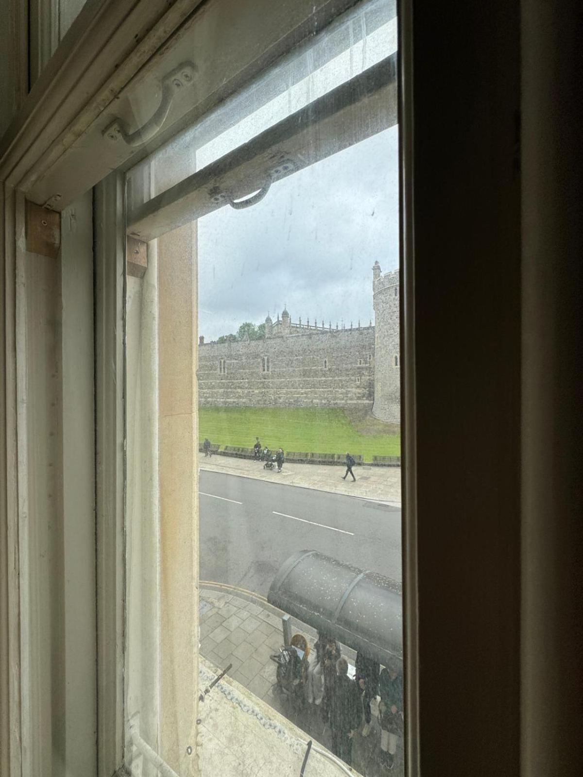 H & G Hotel Opposite Windsor Castle エクステリア 写真