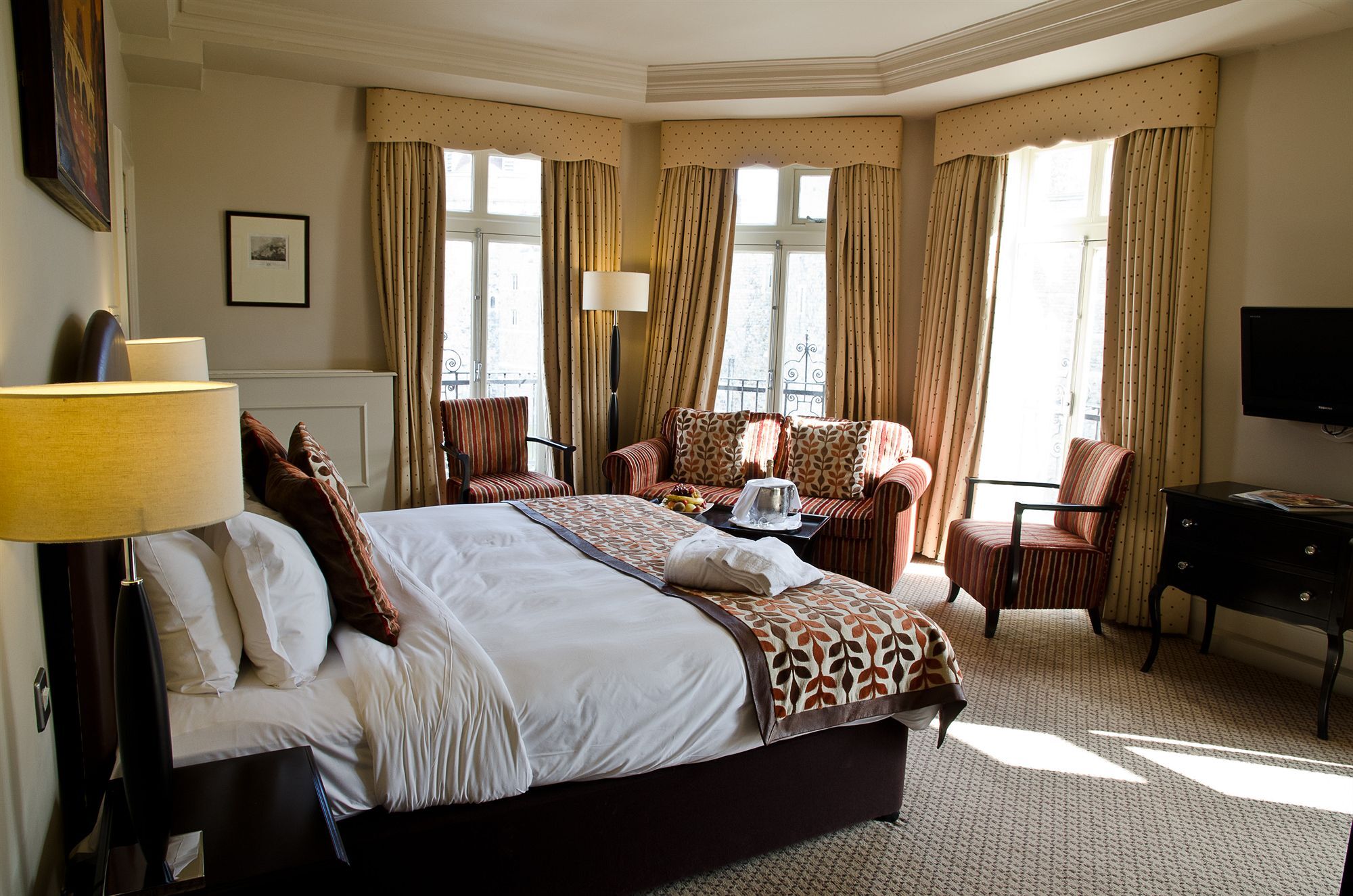 H & G Hotel Opposite Windsor Castle エクステリア 写真